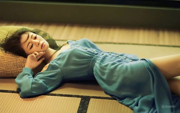 Chồng bị bắt, một nữ diễn viên 8X vừa bán biệt thự 69 tỷ để nuôi hai con, một chi tiết gây bàn tán