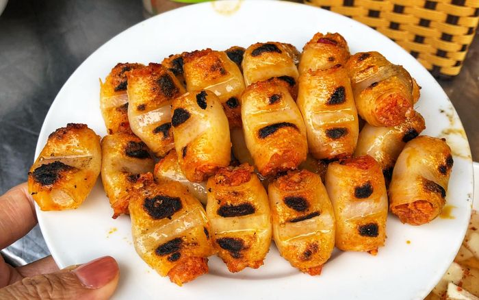 Món đặc sản xứ Thanh chỉ với 3 nguyên liệu, phải nướng trên than hoa mới ngon đúng điệu