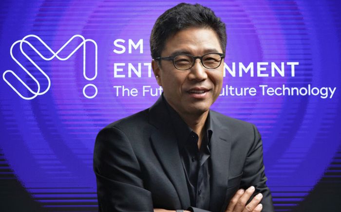 Rộ tin Lee Soo Man sẽ trở lại SM Entertainment vào năm 2027