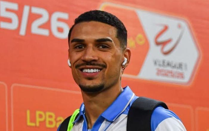 Đỗ Hoàng Hên lu mờ trước đẳng cấp Hoàng Đức