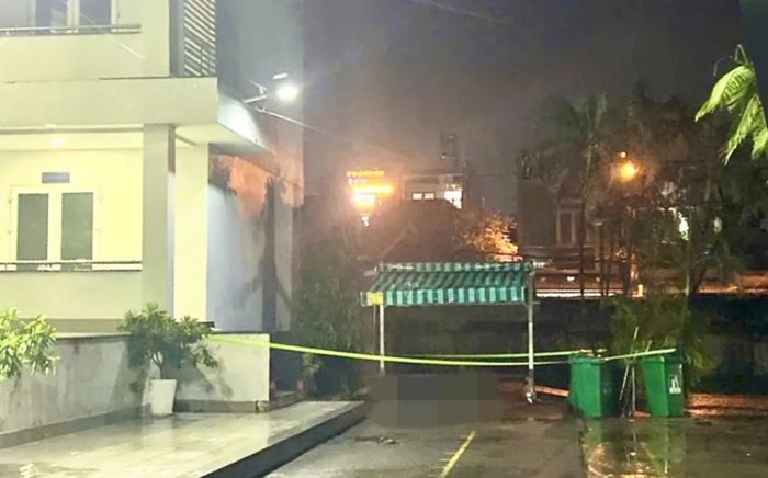 Nữ sinh 19 tuổi tử vong bất thường trong sân trường cao đẳng ở TP.HCM