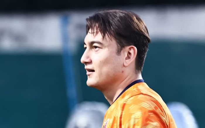 Chưa lên tuyển Việt Nam, thủ môn Đặng Văn Lâm đã liên tiếp mắc sai lầm