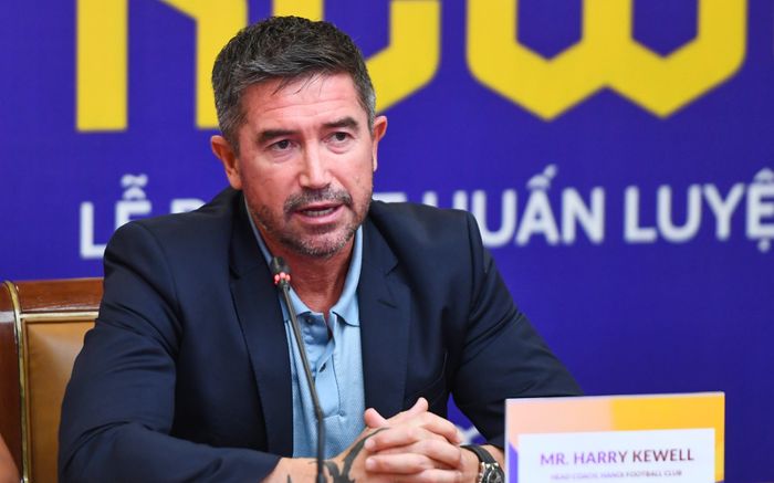 Trái đắng cho HLV Harry Kewell