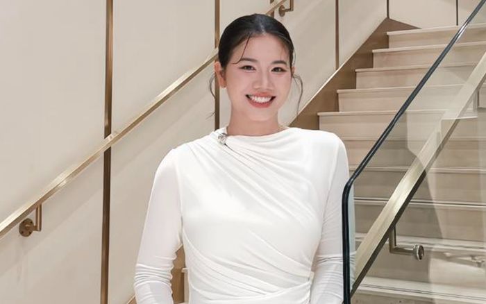 Ánh Viên thay đổi ngoạn mục thành quý cô sang chảnh, dụi mắt mới nhận ra