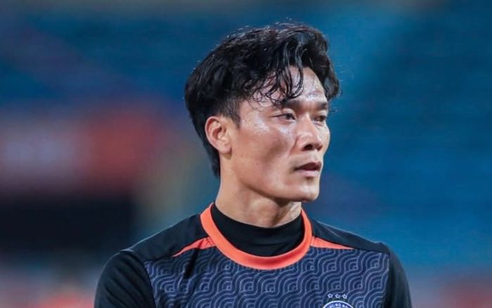 Thủ môn Bùi Tiến Dũng kém may mắn, Đà Nẵng thua ngược đau đớn