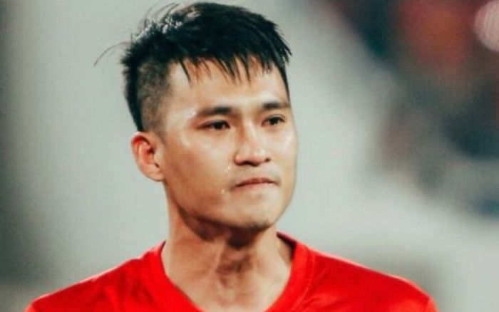 Xôn xao thông tin Công Vinh xin việc