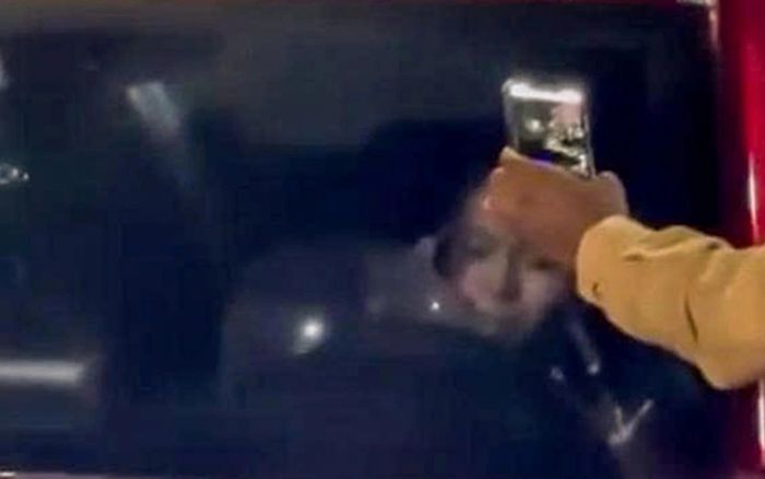 Đã xác định nữ ca sĩ lái ô tô không có bằng lái, hút bóng cười trước mặt CSGT ở Đà Nẵng