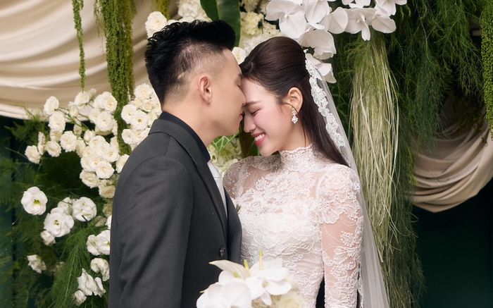 Cận cảnh nhan sắc cô dâu Đỗ Thị Hà bên chồng thiếu gia tập đoàn nghìn tỷ trong ngày trọng đại