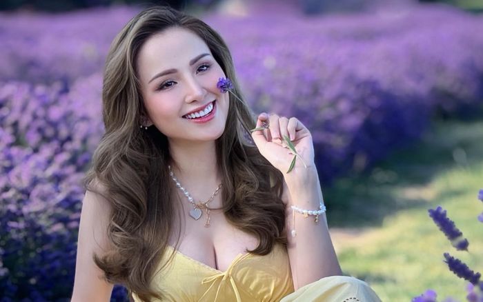 Tình trạng của Hoa hậu Diễm Hương khi nhập viện cấp cứu nửa đêm ở Canada