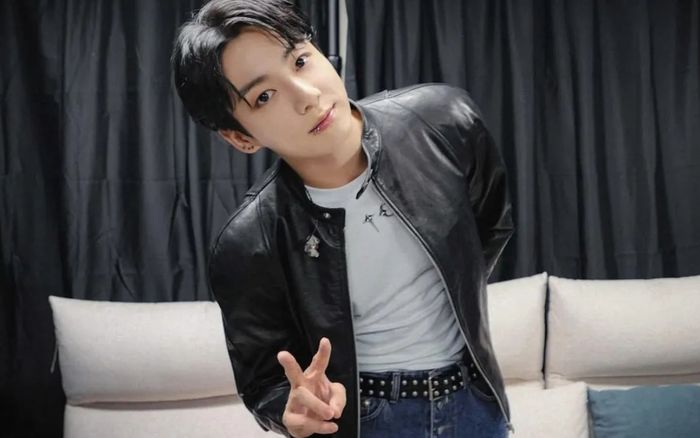 Lần đầu lấn sân thể thao, Jungkook BTS đạt thành công lớn vượt cả Ronaldo và Messi