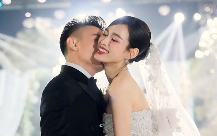 Một khoảnh khắc đặc biệt ở đám cưới Đỗ Thị Hà khiến dân mạng chú ý