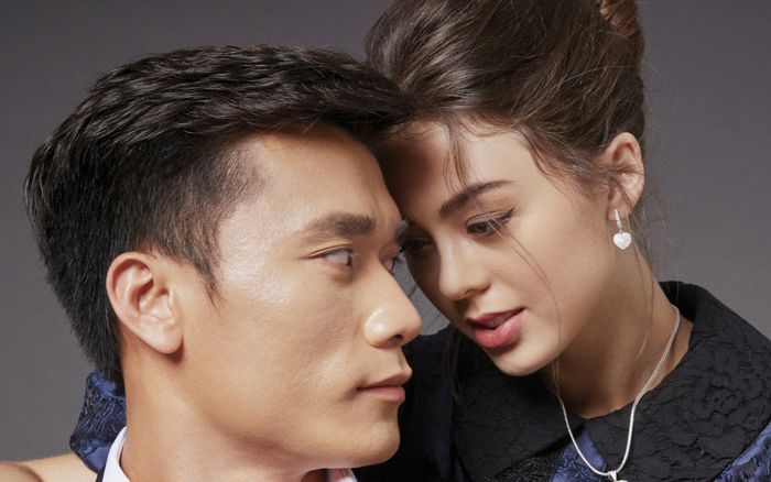 Vợ xinh động viên thủ môn Bùi Tiến Dũng