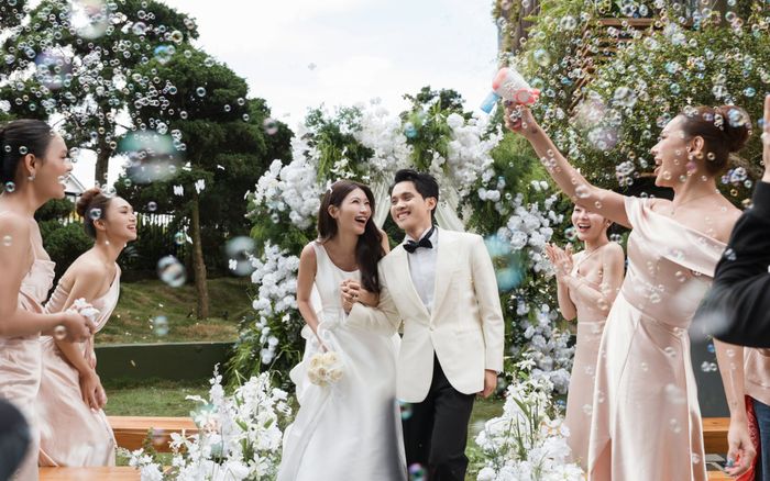 Nối gót Đỗ Thị Hà, một Á hậu chính thức làm dâu hào môn vào sáng nay, nhan sắc khiến dân tình 'xỉu up xỉu down'