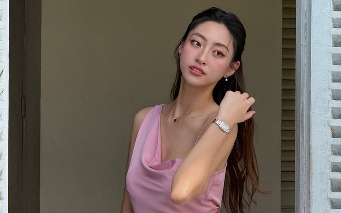 Lương Thuỳ Linh chăm đeo mẫu đồng hồ hơn 100 triệu