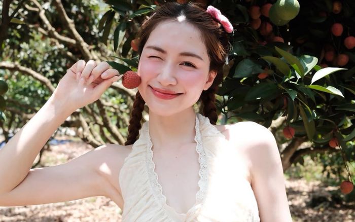 Bất ngờ về cát-xê Hòa Minzy nhận khi hát đám cưới một người đẹp Việt