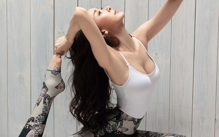 Đệ nhất mỹ nhân showbiz vì 14 người đàn ông mà tan tành, lãnh hậu quả ê chề