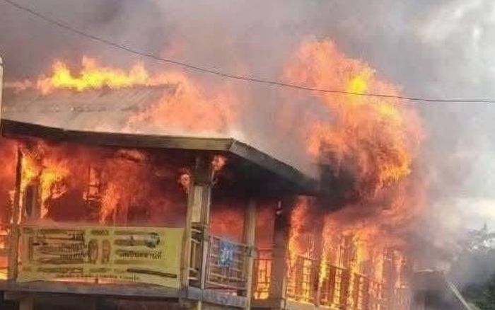 Hỏa hoạn kinh hoàng, ngôi chùa nổi tiếng bị thiêu rụi thành tro