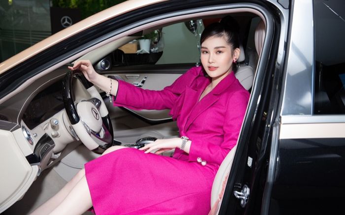 Chiếc xế xịn của Hoa hậu kiêm giảng viên Lê Âu Ngân Anh