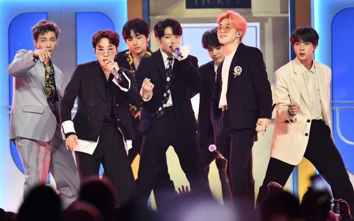 Đam mê BTS, fan nữ gánh khoản nợ lên đến 1,6 tỷ đồng khiến ai cũng sốc nặng