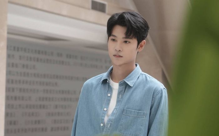 Bất ngờ về nam diễn viên 19 tuổi không muốn hôn bạn diễn sau khi cãi nhau với người yêu, tự ý rời đoàn phim lúc 3h sáng