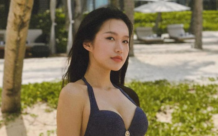 Doãn Hải My diện đồ đơn giản nhưng lộ một 'điểm vàng' thiêu đốt ánh nhìn