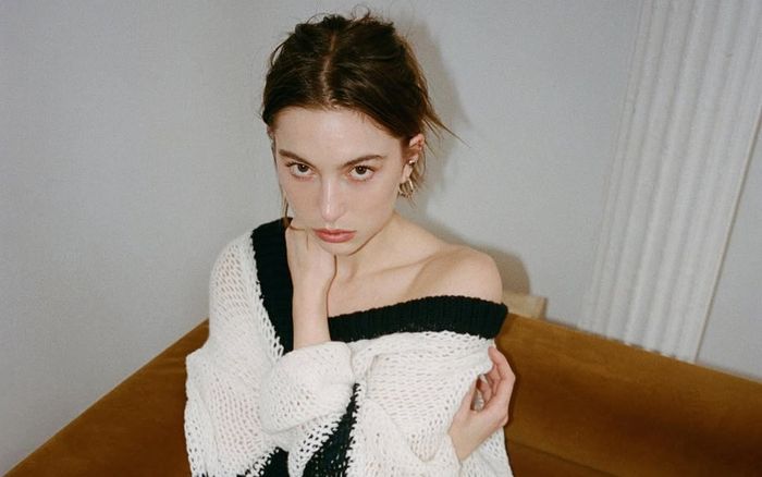 Nhan sắc tựa thiên thần của con gái tỷ phú công nghệ Steve Jobs, gọi là 'thủ khoa ngành đầu thai' cũng không sai!