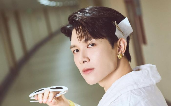 Đồng hồ hơn 1 tỷ đồng của Anh Tú Atus