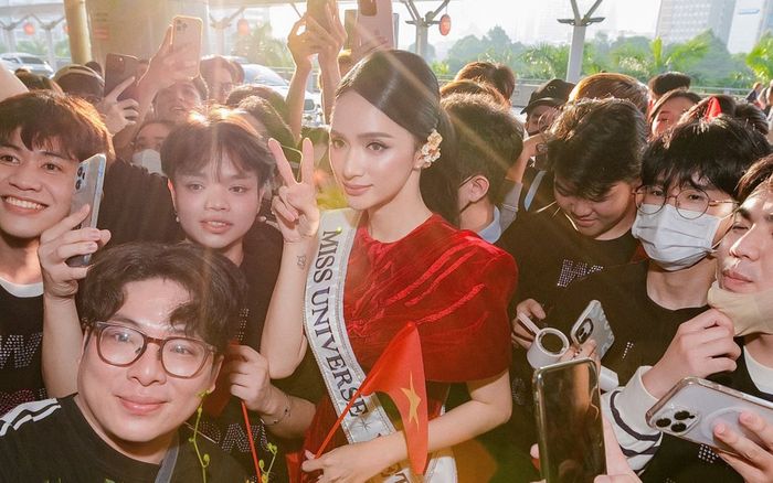 Động lực to lớn của Hương Giang trong hành trình Miss Universe 2025