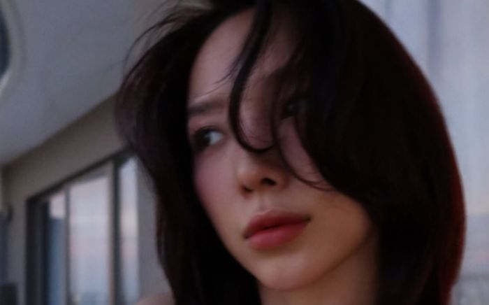 Những bức ảnh lạ kỳ của Tóc Tiên