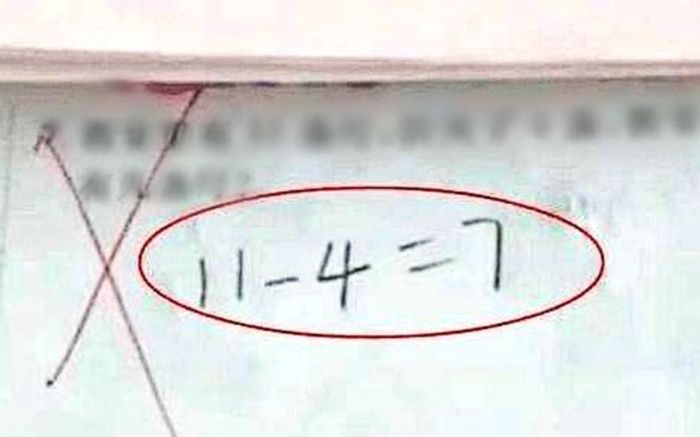 Bài toán '11-4=7' tưởng không có gì phải bàn cãi nhưng lại bị chấm sai, vì sao?