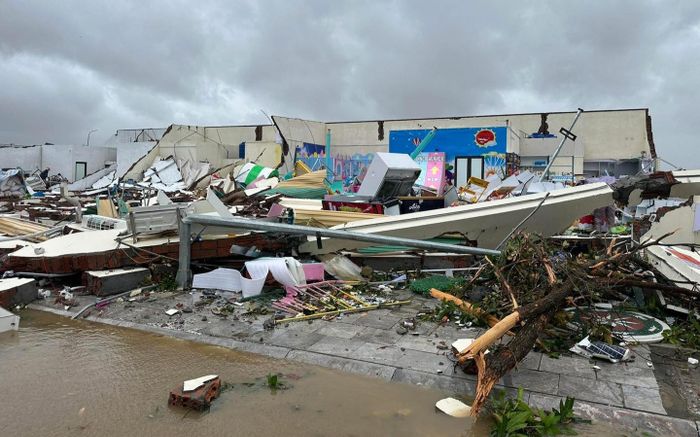 Bão số 11 áp sát vùng biển Quảng Ninh - Hải Phòng, sức tàn phá cực lớn, đề phòng khẩn cấp