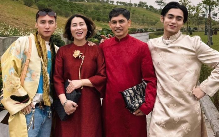 Mẹ ruột Sơn Tùng khiến cộng đồng mạng 'dậy sóng'