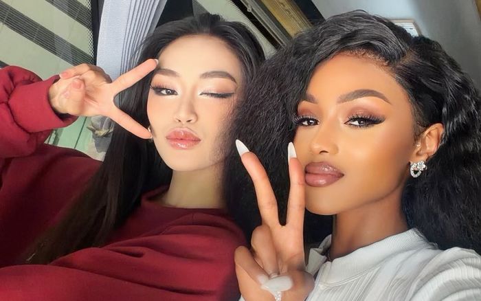 Bất ngờ về bạn cùng phòng của Yến Nhi tại Miss Grand International 2025