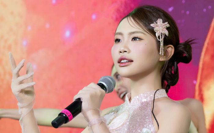 Phương Mỹ Chi gây lo lắng