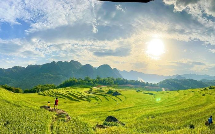 Đến Thanh Hoá đừng chỉ đi biển Sầm Sơn, đây mới là 5 địa điểm hot nhất mùa thu này