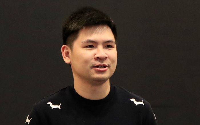 Quyết định khó tin của con trai bầu Hiển