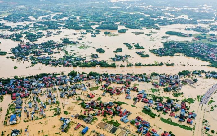 Tin lũ khẩn cấp: Nhiều sông lớn miền Bắc vượt báo động 3