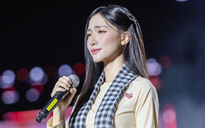 Bất ngờ số tiền Hòa Minzy và em trai ủng hộ người dân Thái Nguyên đang chống chọi với mưa lũ