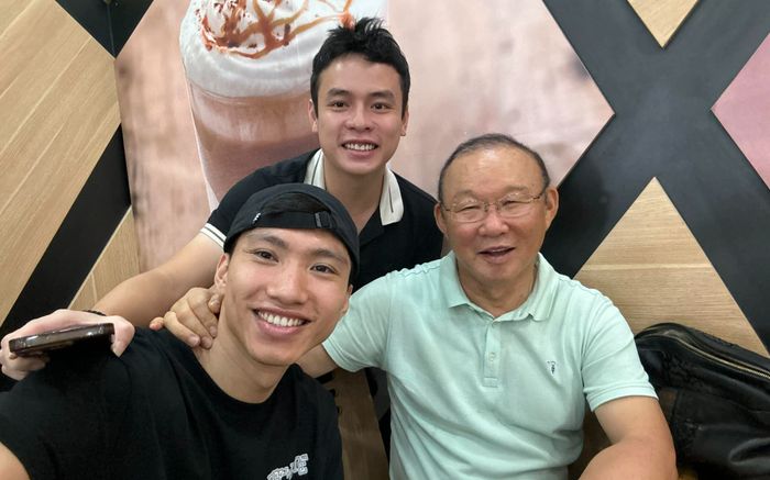 Đoàn Văn Hậu dự đoán tuyển Việt Nam thắng Nepal 8 bàn