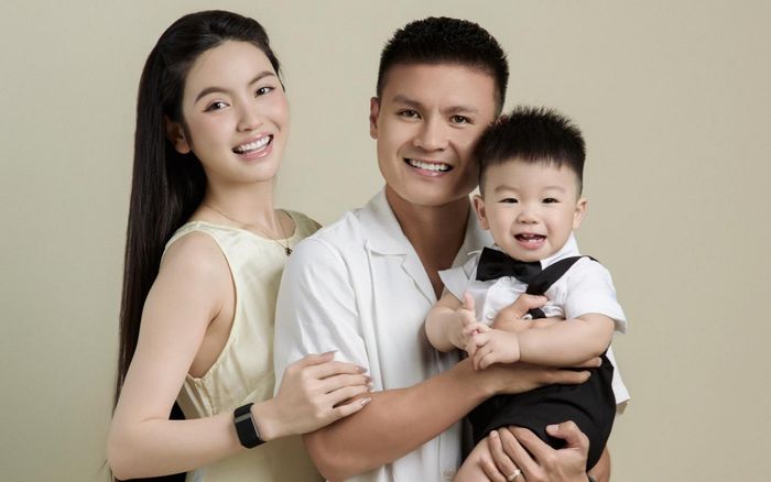 Vợ chồng Quang Hải tiếp tục ủng hộ người dân vùng bão lũ