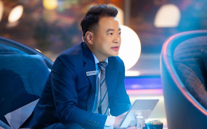 Bộ ba thiết bị công nghệ của Shark Bình