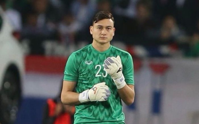 HLV Kim Sang Sik nói thật lòng về thủ môn Đặng Văn Lâm