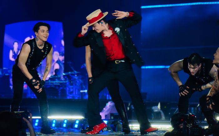 Điều gì khiến fan “lụy” G-DRAGON 2025 WORLD TOUR [Übermensch] in Hanoi, presented by VPBank