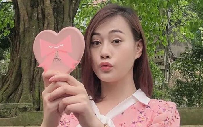 Chiếc đồng hồ 8 triệu của Phương Oanh