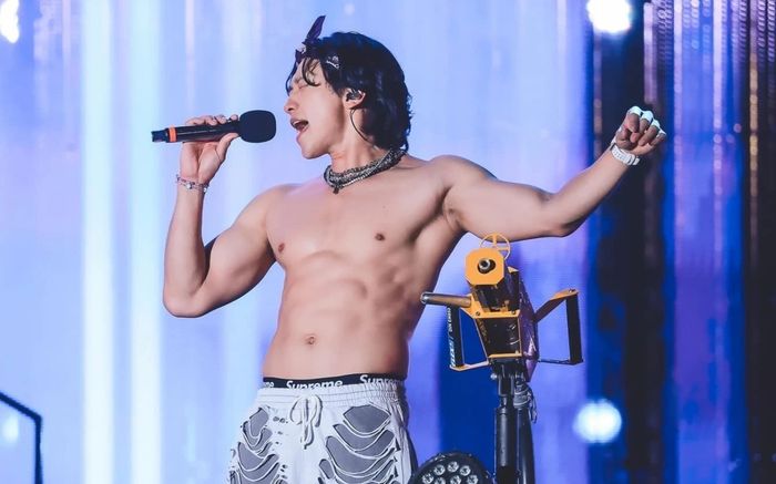 Bi Rain đã đến Việt Nam, fan rần rần đợi xem '6 múi huyền thoại' của chồng Kim Tae Hee