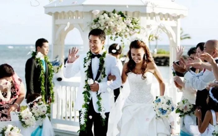 Nam ca sĩ phẫu thuật 'triệt sản' sau 1 tháng cưới vợ