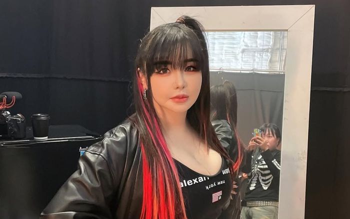 Nữ ca sĩ đình đám tung ảnh ghép phản cảm với Lee Min Ho, nhận 'gạch đá' từ khán giả