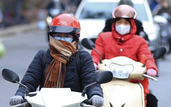 Không khí lạnh ập xuống, Bắc Bộ bước vào đợt rét buốt kèm mưa lớn diện rộng