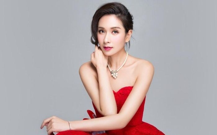 Nữ diễn viên từng bị đánh ghen vì chen chân vào hôn nhân của một đại gia, cuộc sống hiện tại gây bất ngờ