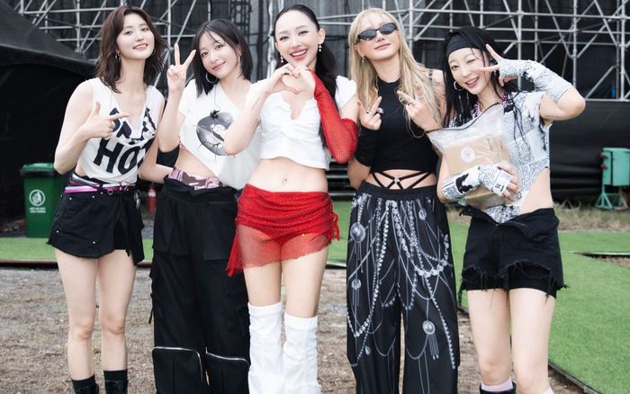 Tóc Tiên nói gì khi chụp ảnh cùng EXID?